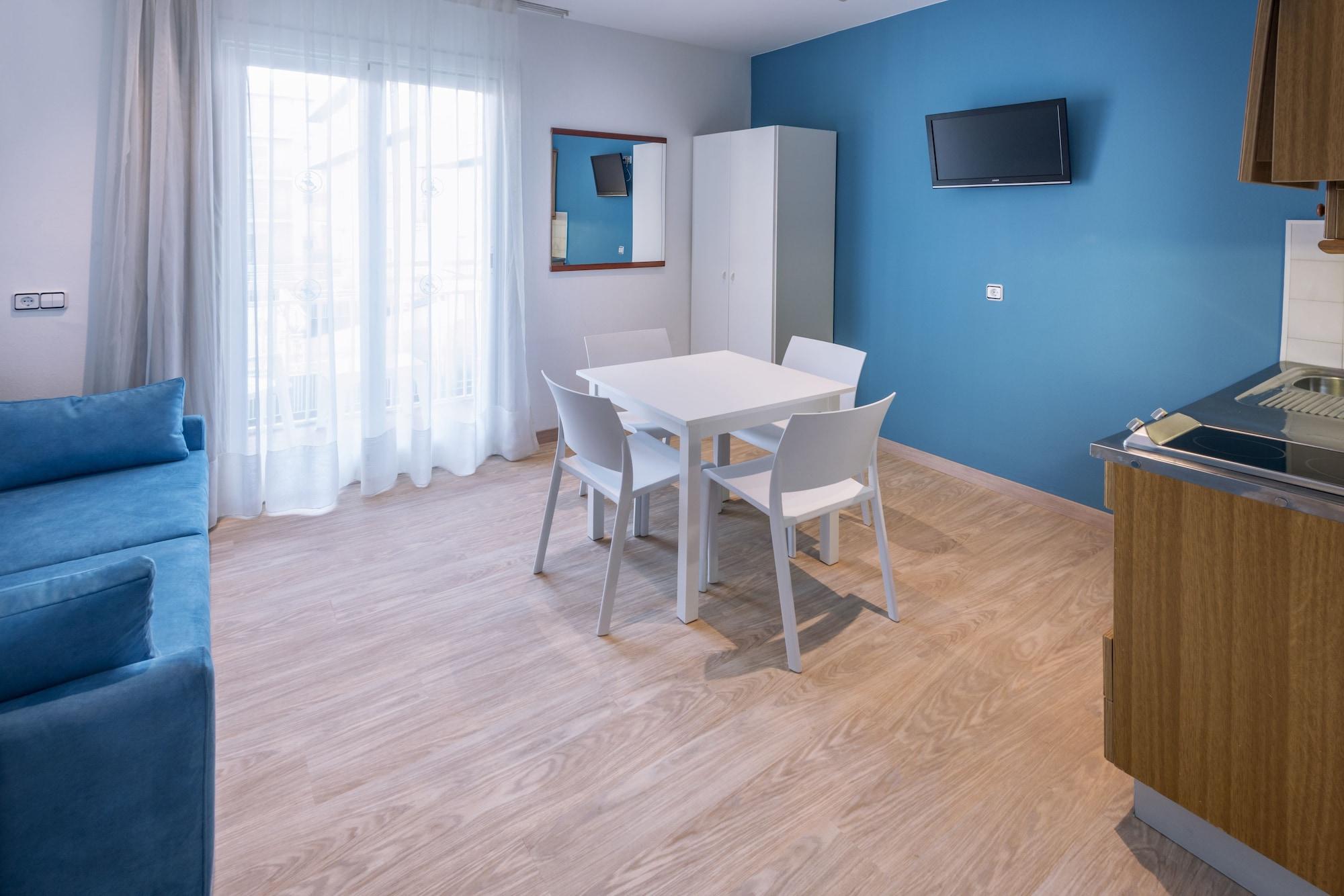 GHT Balmes, Hotel-Aparthotel&SPLASH Calella Exterior foto